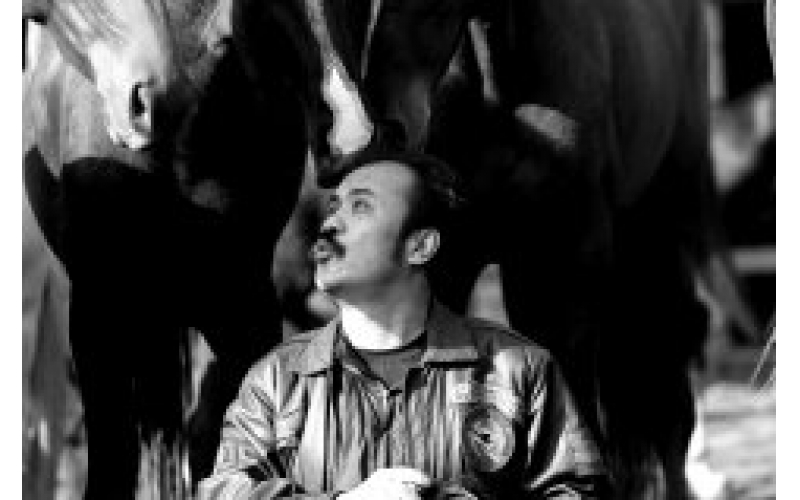 天山脚下谱写BB贝博艾弗森官网之歌的人