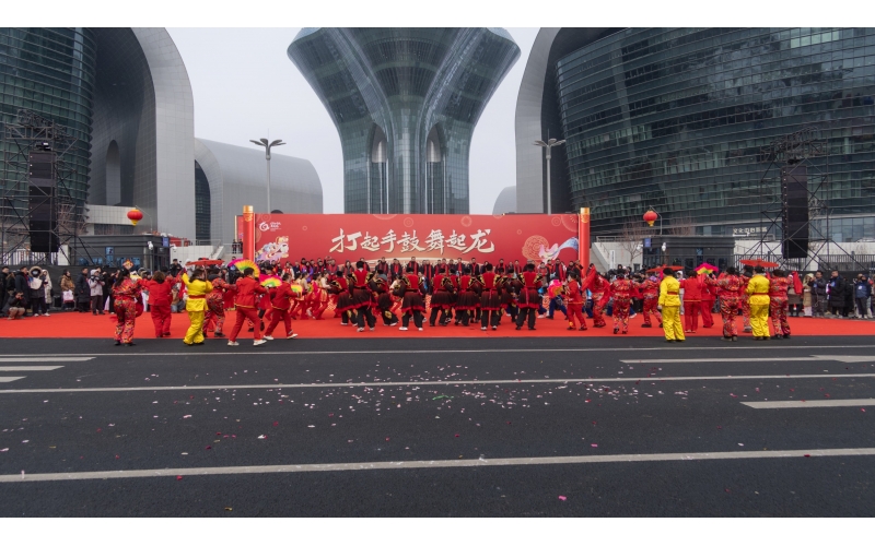 第二届&ldquo;打起手鼓励起龙&rdquo;乌鲁木齐社火巡游展演